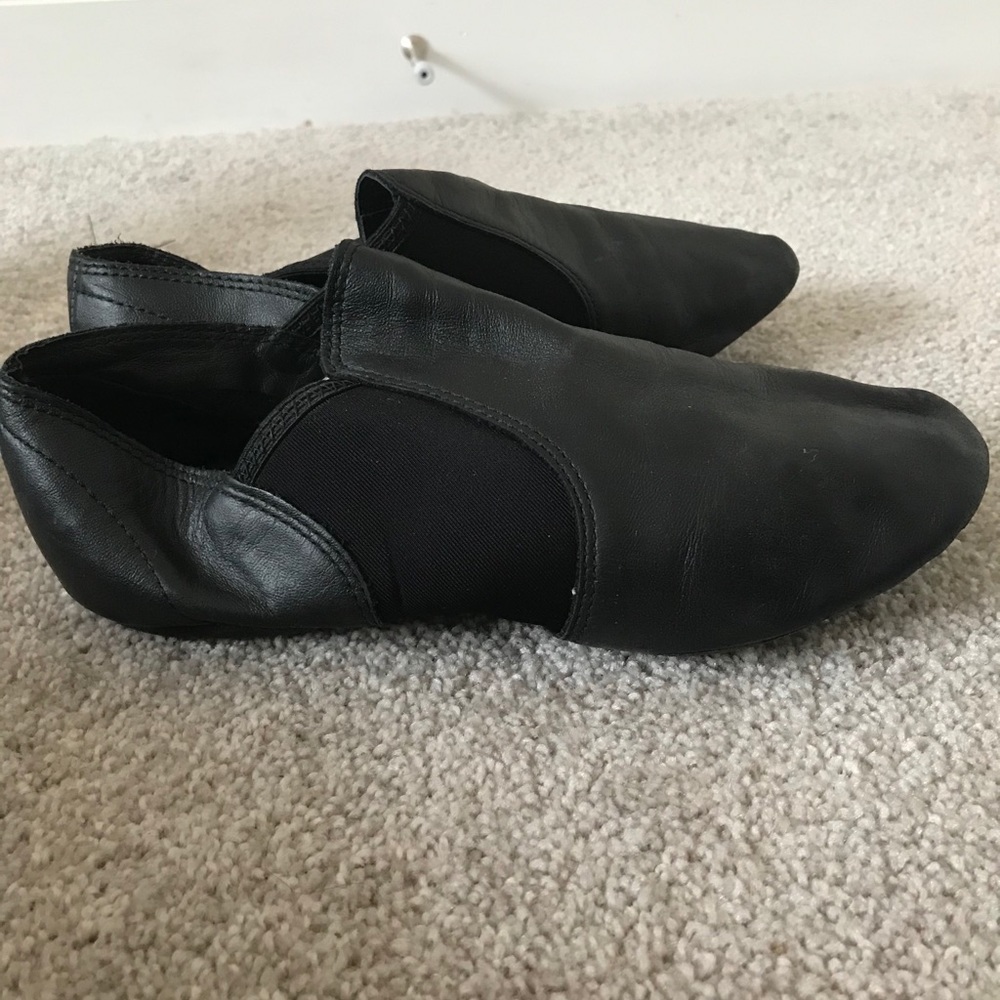 Jazz dance shoes
